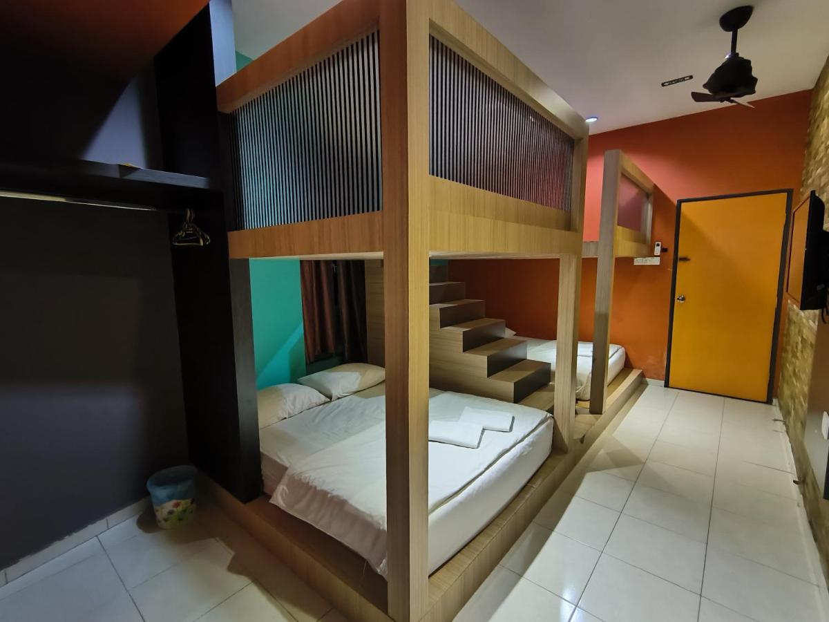 Golden Guest House Kuantan Eksteriør billede